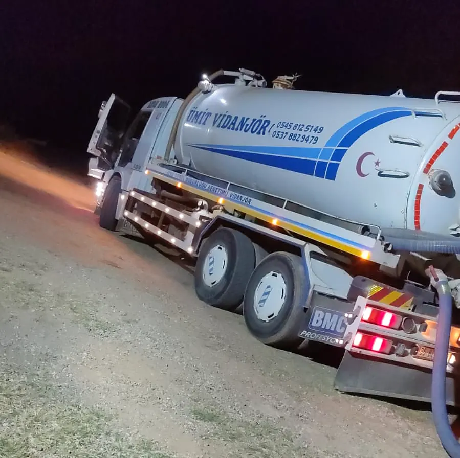 Ümit Vidanjör gece çalışması